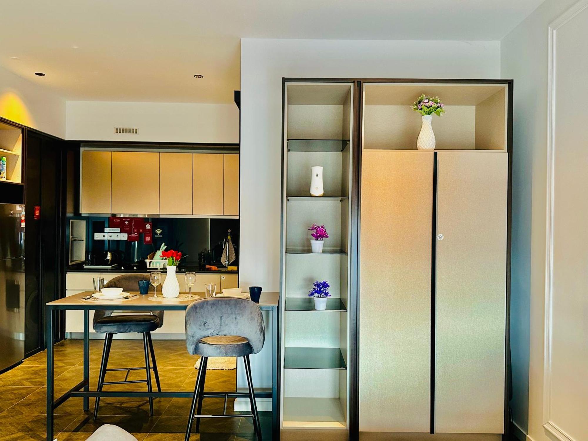 Scarletz Suites Klcc By M Suites กัวลาลัมเปอร์ ภายนอก รูปภาพ