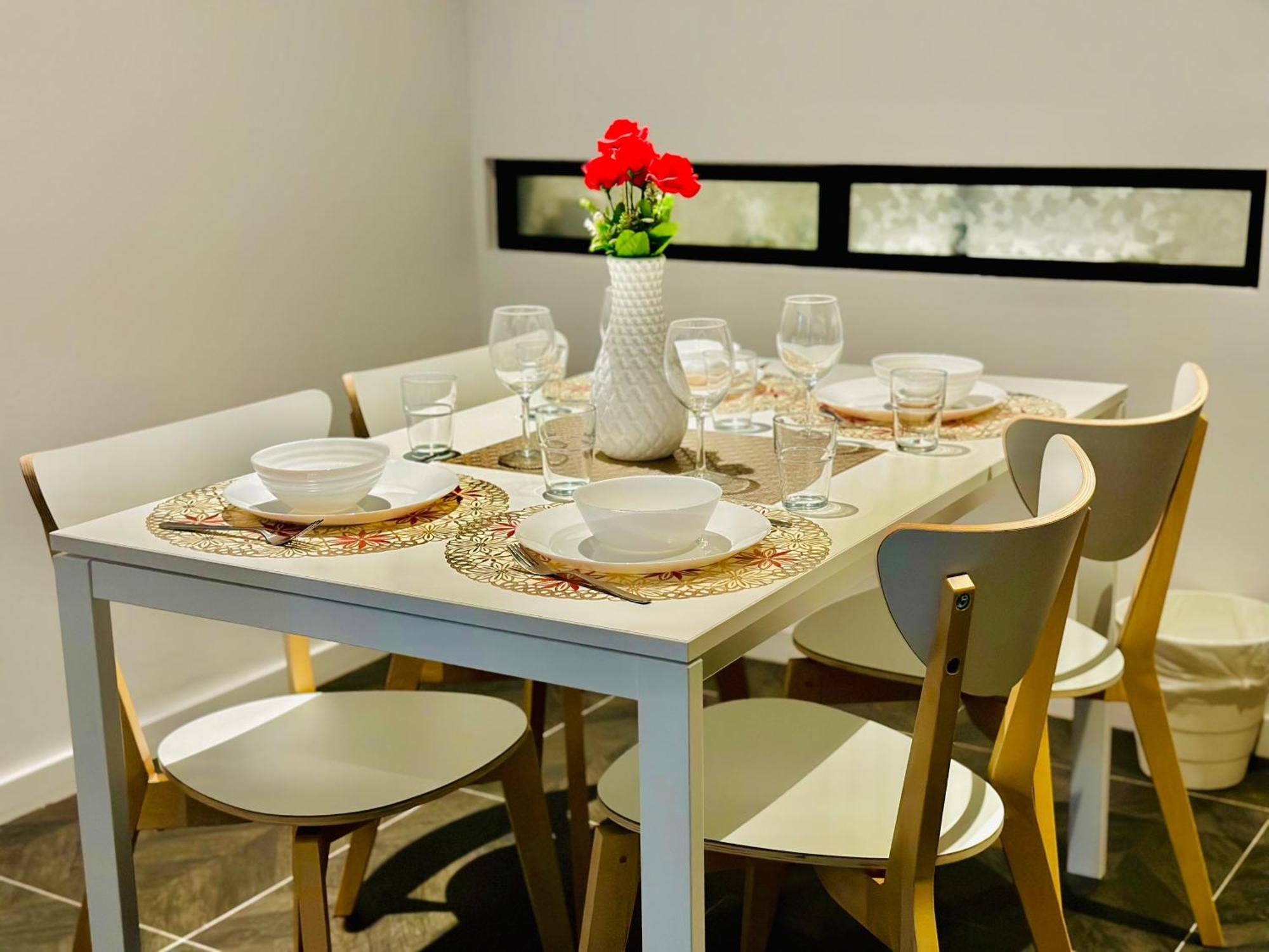 Scarletz Suites Klcc By M Suites กัวลาลัมเปอร์ ภายนอก รูปภาพ