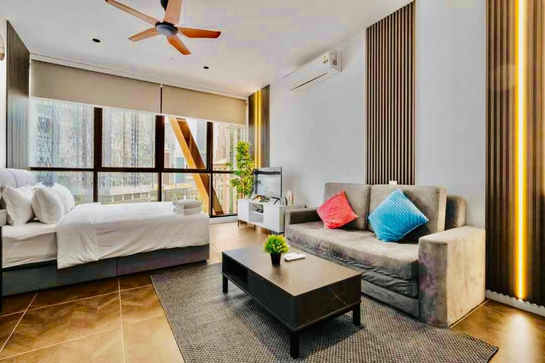 Scarletz Suites Klcc By M Suites กัวลาลัมเปอร์ ภายนอก รูปภาพ
